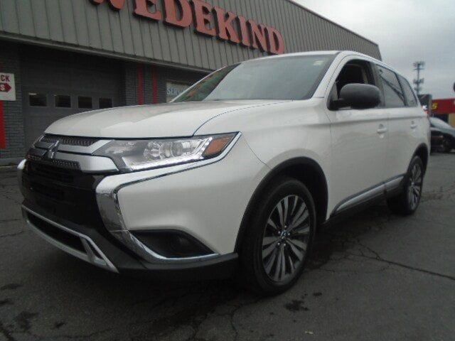 2020 Mitsubishi Outlander 