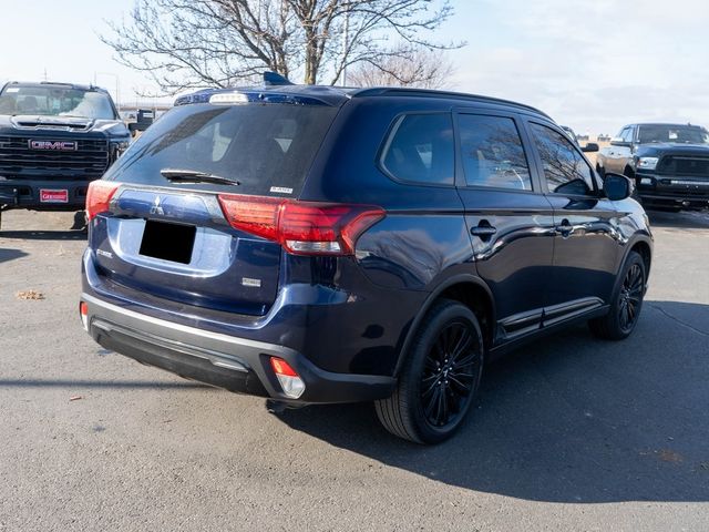 2020 Mitsubishi Outlander SE