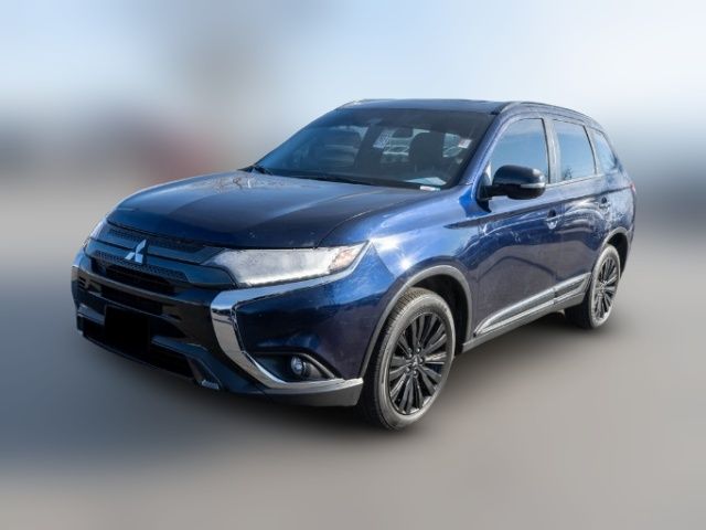 2020 Mitsubishi Outlander SE