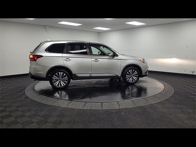 2020 Mitsubishi Outlander 