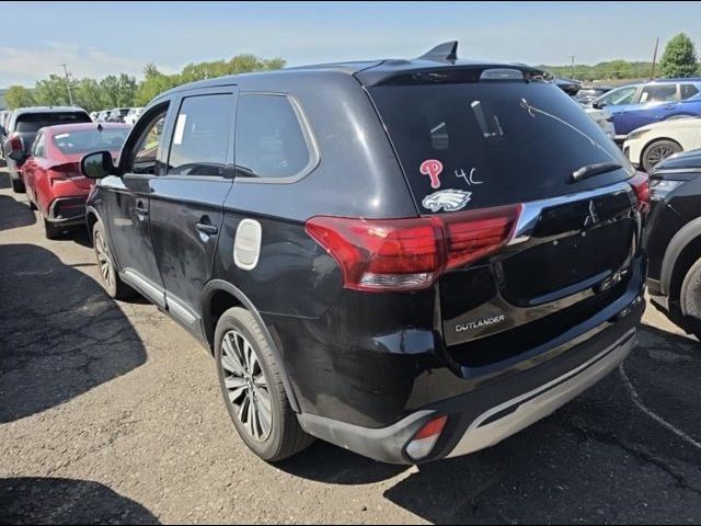 2020 Mitsubishi Outlander ES