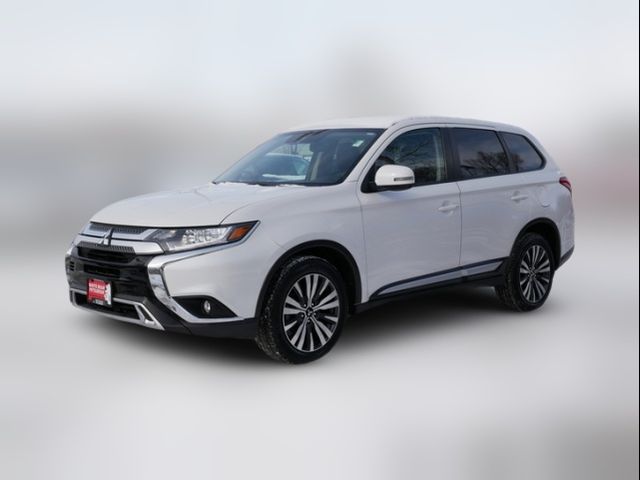 2020 Mitsubishi Outlander ES