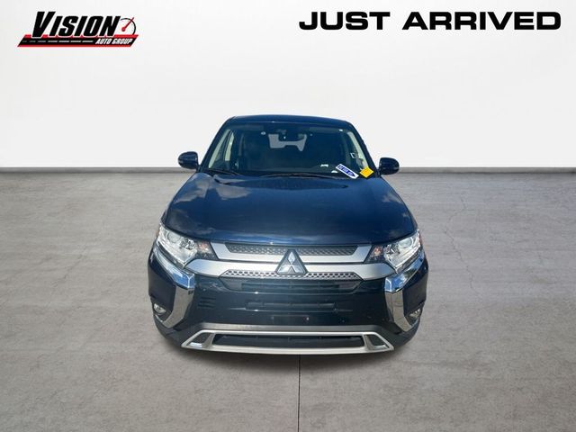2020 Mitsubishi Outlander 
