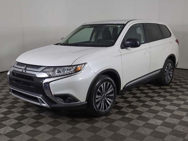 2020 Mitsubishi Outlander ES