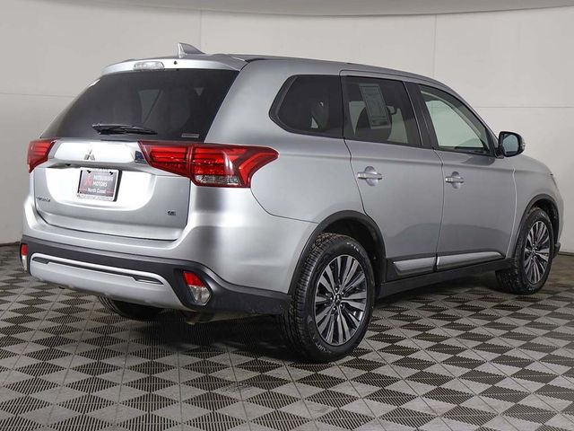 2020 Mitsubishi Outlander SE