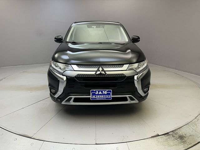 2020 Mitsubishi Outlander SE