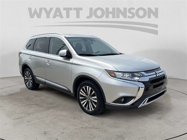 2020 Mitsubishi Outlander 