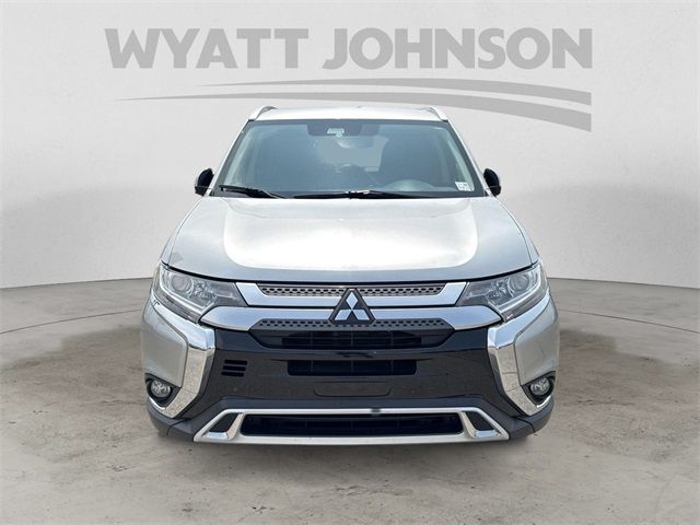 2020 Mitsubishi Outlander 