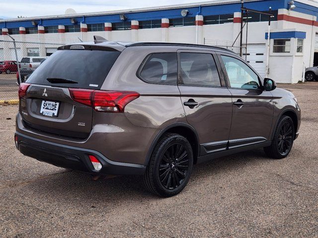 2020 Mitsubishi Outlander LE