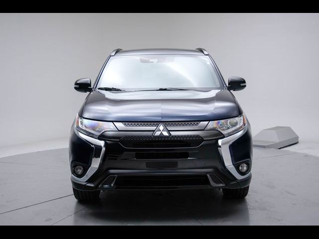 2020 Mitsubishi Outlander LE