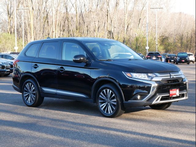 2020 Mitsubishi Outlander ES