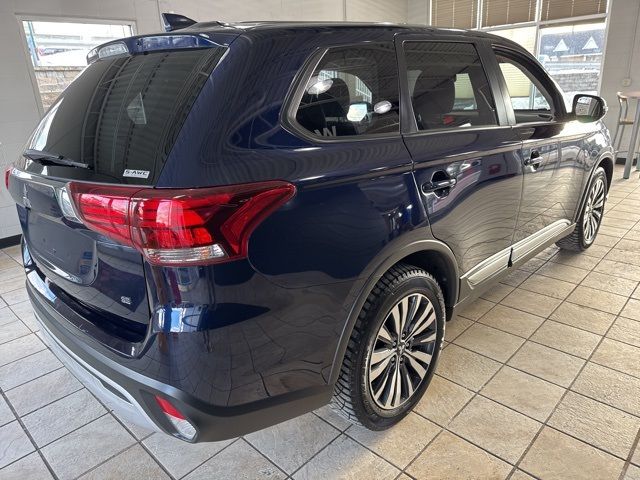 2020 Mitsubishi Outlander LE