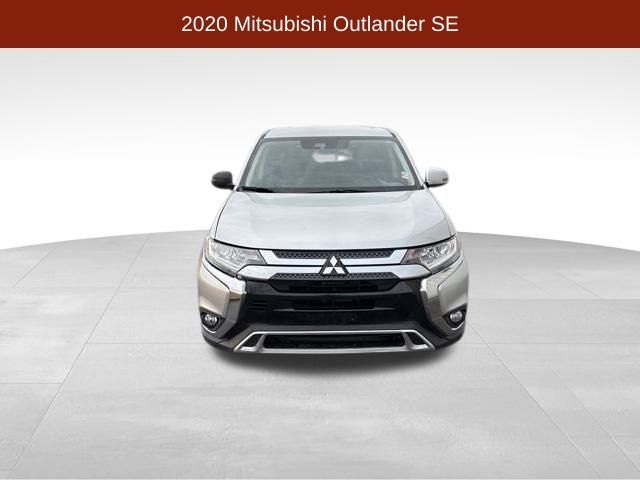 2020 Mitsubishi Outlander SE