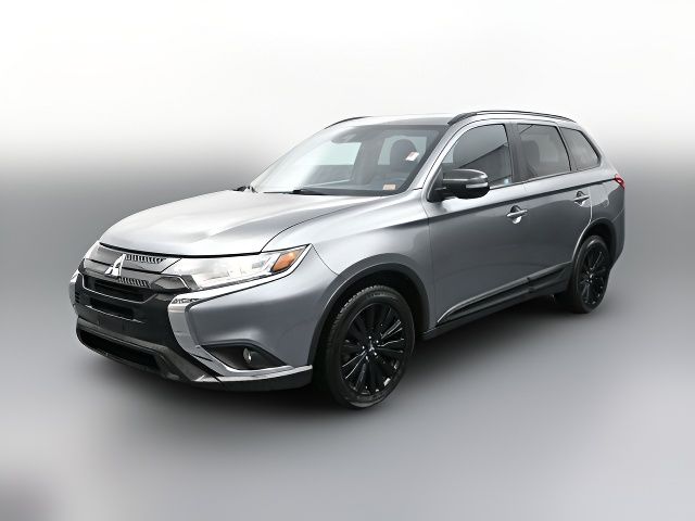 2020 Mitsubishi Outlander LE