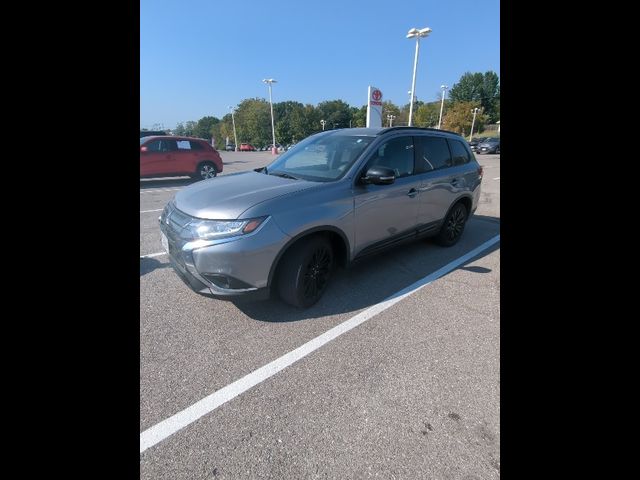 2020 Mitsubishi Outlander LE