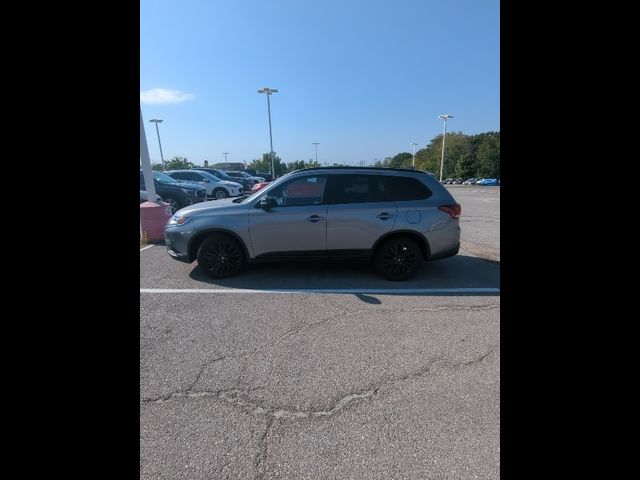 2020 Mitsubishi Outlander LE