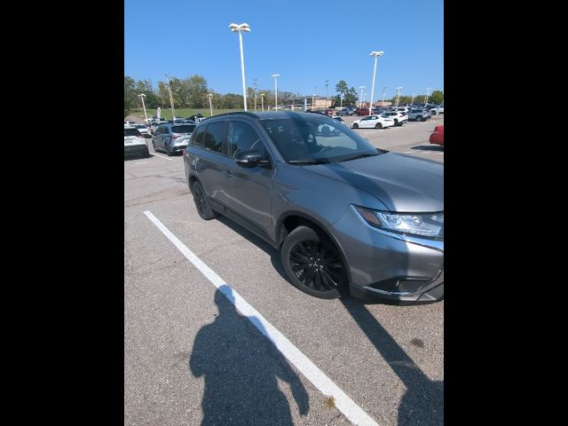 2020 Mitsubishi Outlander LE