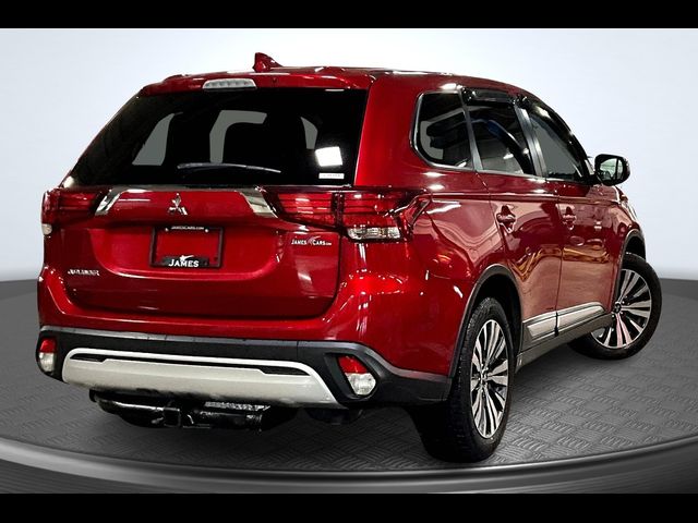 2020 Mitsubishi Outlander 