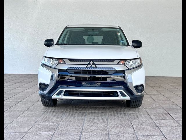 2020 Mitsubishi Outlander ES