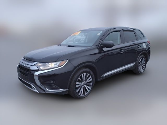 2020 Mitsubishi Outlander ES