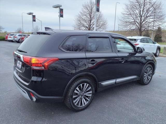 2020 Mitsubishi Outlander ES