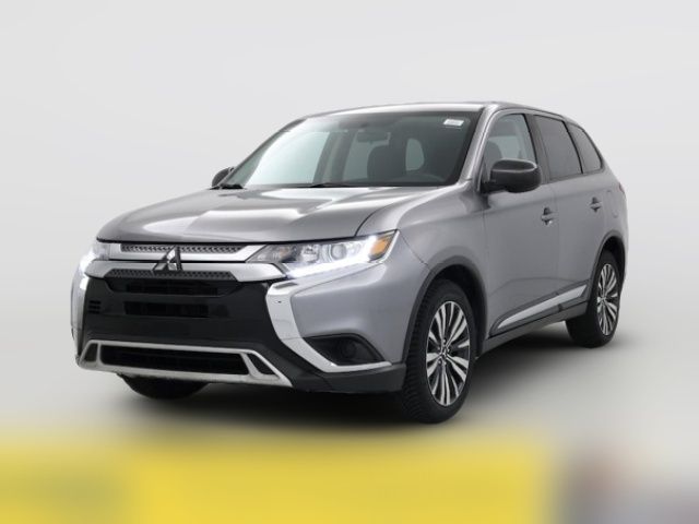 2020 Mitsubishi Outlander ES