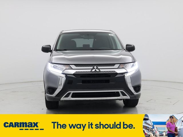 2020 Mitsubishi Outlander ES