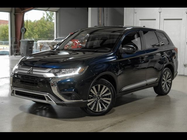 2020 Mitsubishi Outlander ES