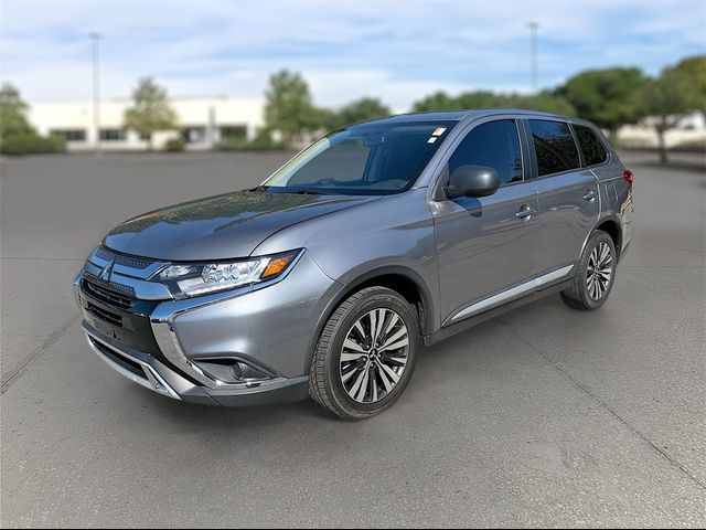 2020 Mitsubishi Outlander ES