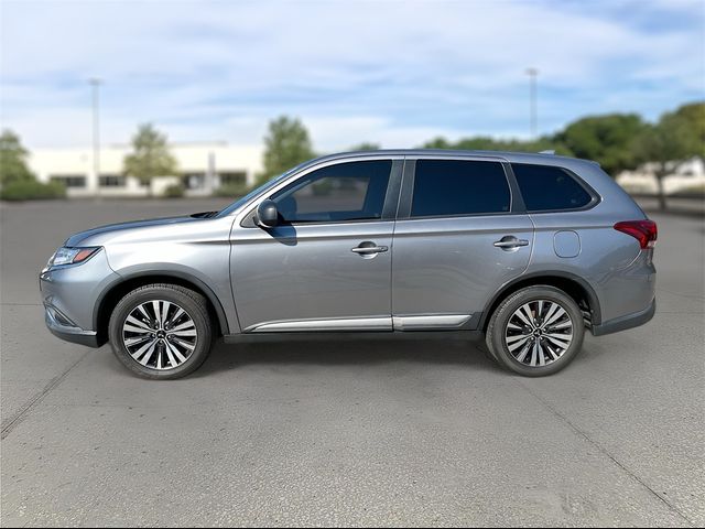 2020 Mitsubishi Outlander ES