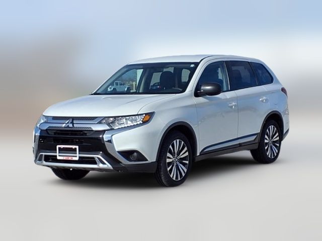 2020 Mitsubishi Outlander ES