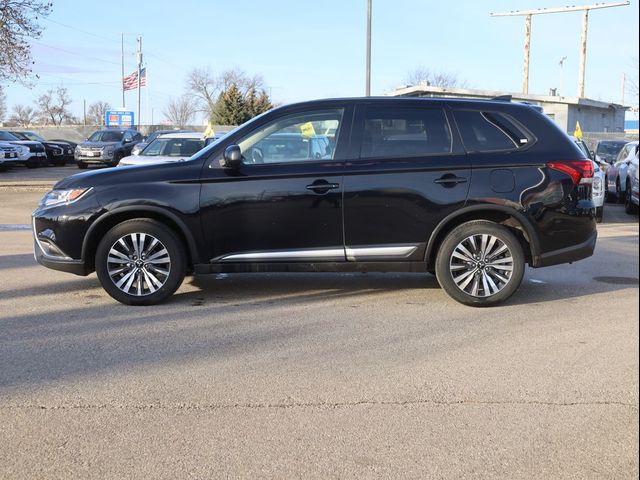 2020 Mitsubishi Outlander ES