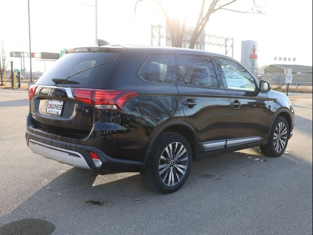 2020 Mitsubishi Outlander ES