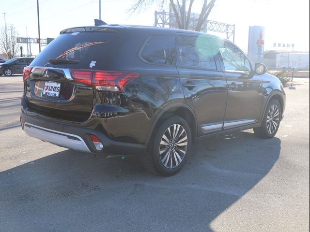 2020 Mitsubishi Outlander ES