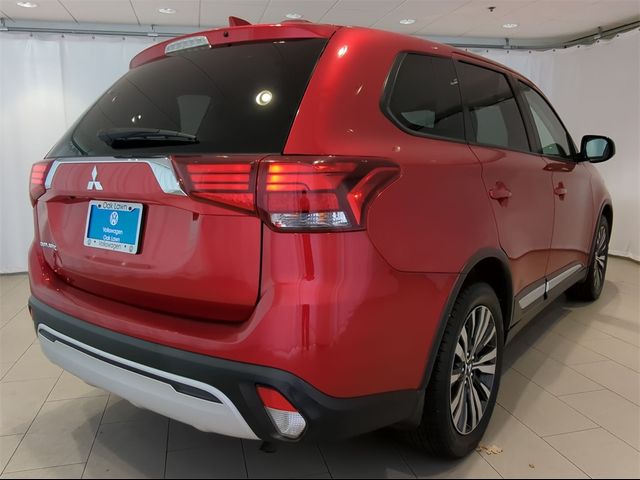 2020 Mitsubishi Outlander ES