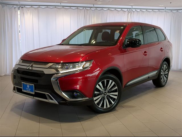 2020 Mitsubishi Outlander ES