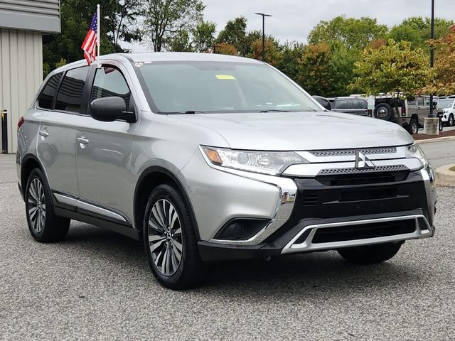 2020 Mitsubishi Outlander ES