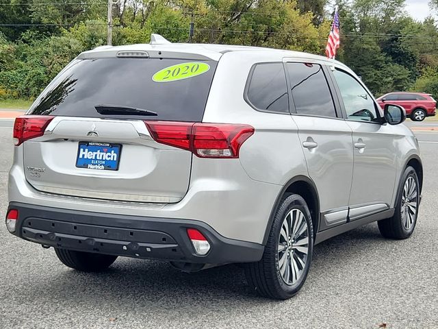 2020 Mitsubishi Outlander ES