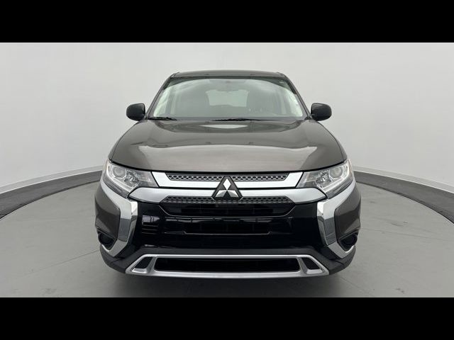 2020 Mitsubishi Outlander ES