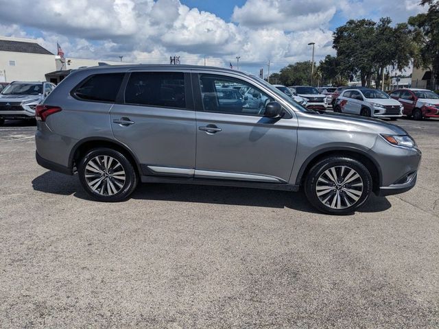 2020 Mitsubishi Outlander ES