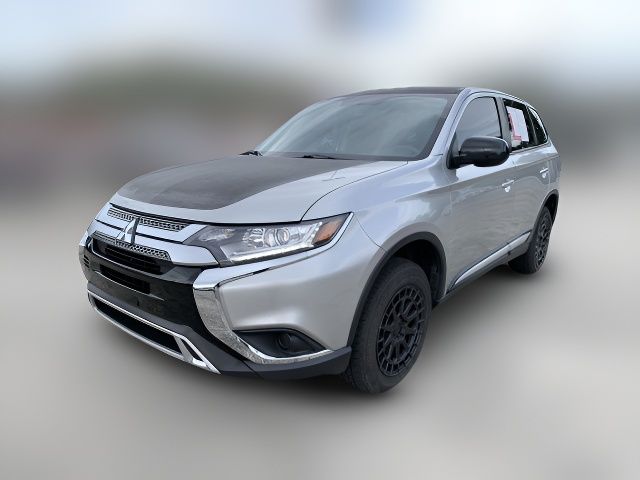 2020 Mitsubishi Outlander ES