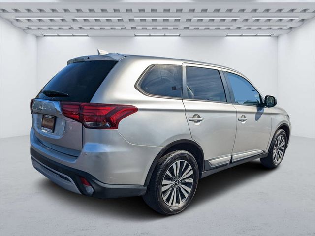 2020 Mitsubishi Outlander ES