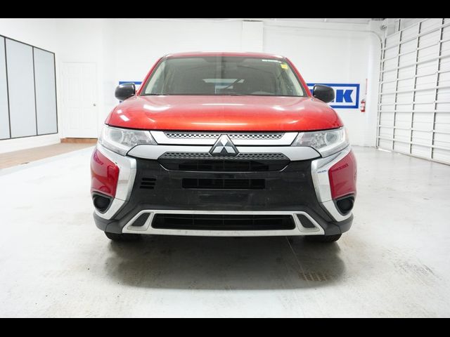 2020 Mitsubishi Outlander ES