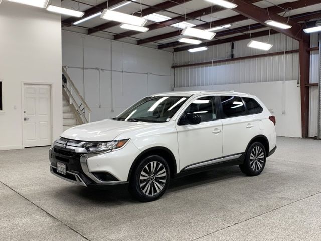 2020 Mitsubishi Outlander ES