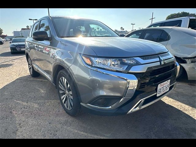 2020 Mitsubishi Outlander ES