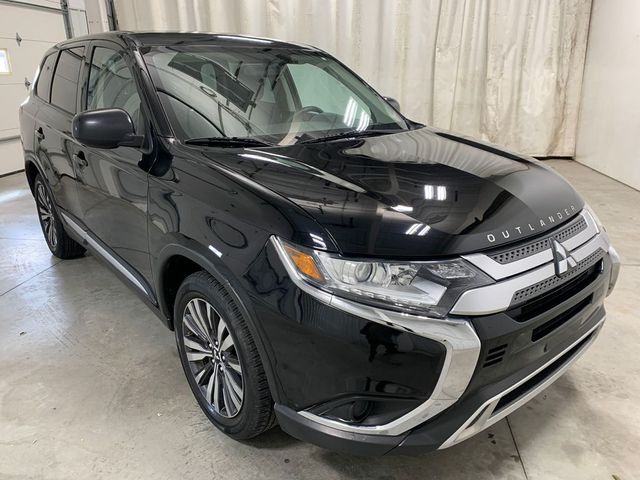 2020 Mitsubishi Outlander ES