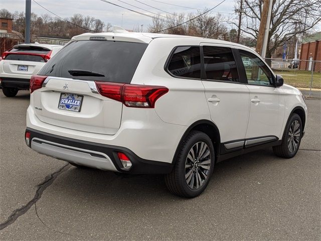 2020 Mitsubishi Outlander ES