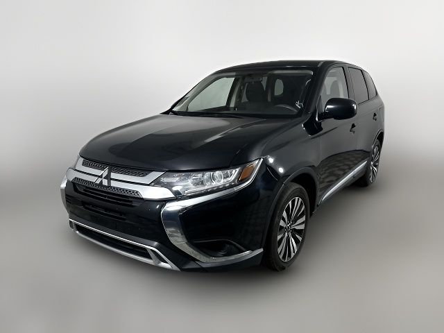 2020 Mitsubishi Outlander ES