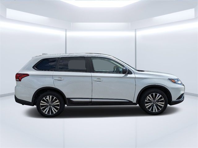 2020 Mitsubishi Outlander ES