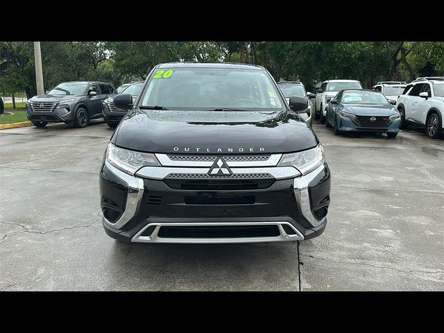 2020 Mitsubishi Outlander ES
